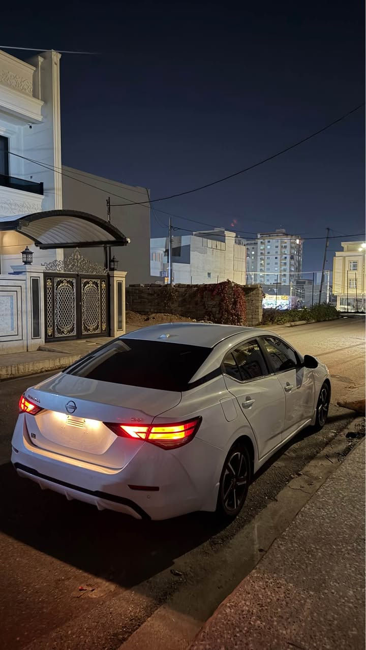 نيسان سنترا موديل 2024 SV سياره بيدون دعم و صبغ فقط باب الورا بجم كبس ماشيه 50 mil ره قم تلفون واتساب (***********)📞 سعر سياره 148 و بيهـا مجال زاخو, دهوك
