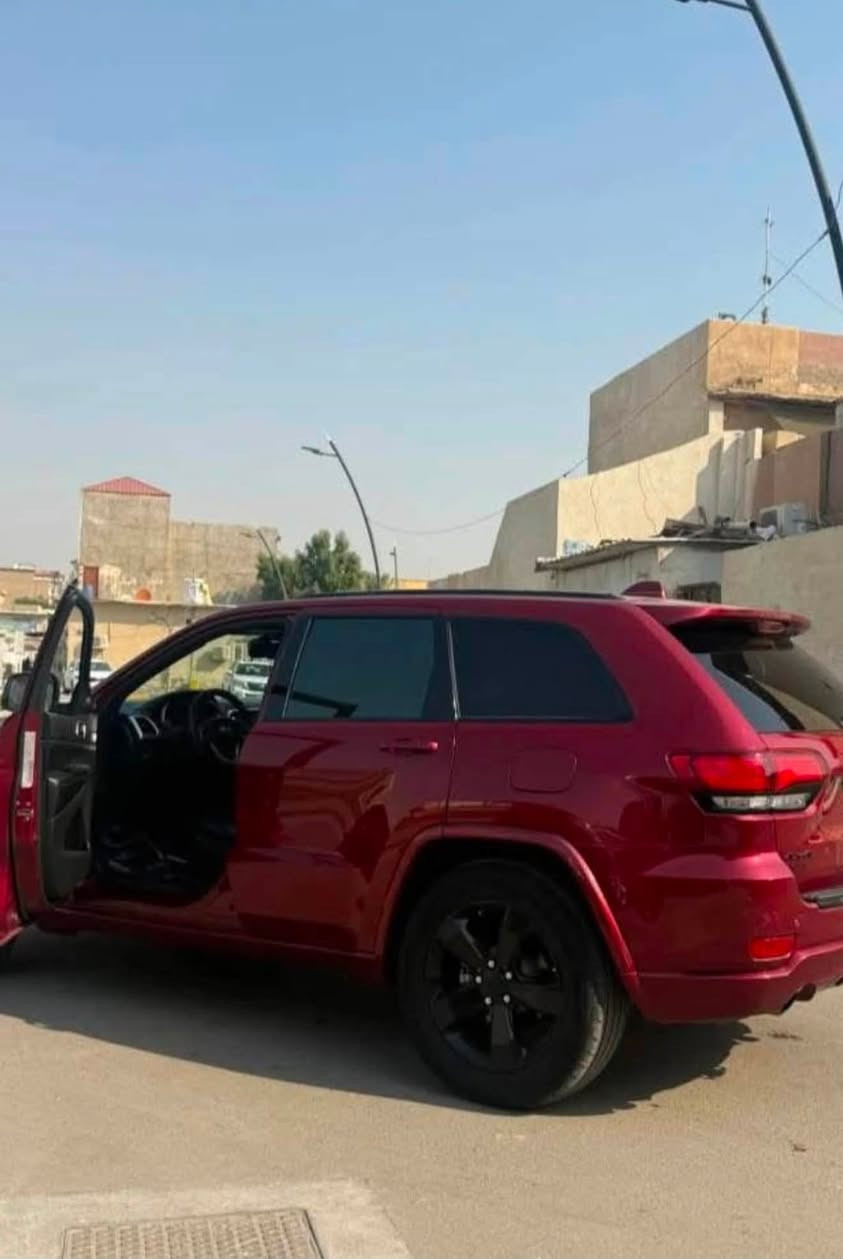 السلام عليكم للبيع جيب شيروكي مواصفات بلاك توب فول مواصفات فتحه بنوراما ستيرن و شفتات كشنات جلد كهرباء تدفئه تبريد حساسات صندوق كهرباء رقم بغداد انكليزي بسمي موديل 2018مكينه 6 سلندر مكينه وكير كفاله حداديه تواير تبريد لايت زنون حادث تخريب فقط   السعر 167المكان البصرة للستفسار ***********

