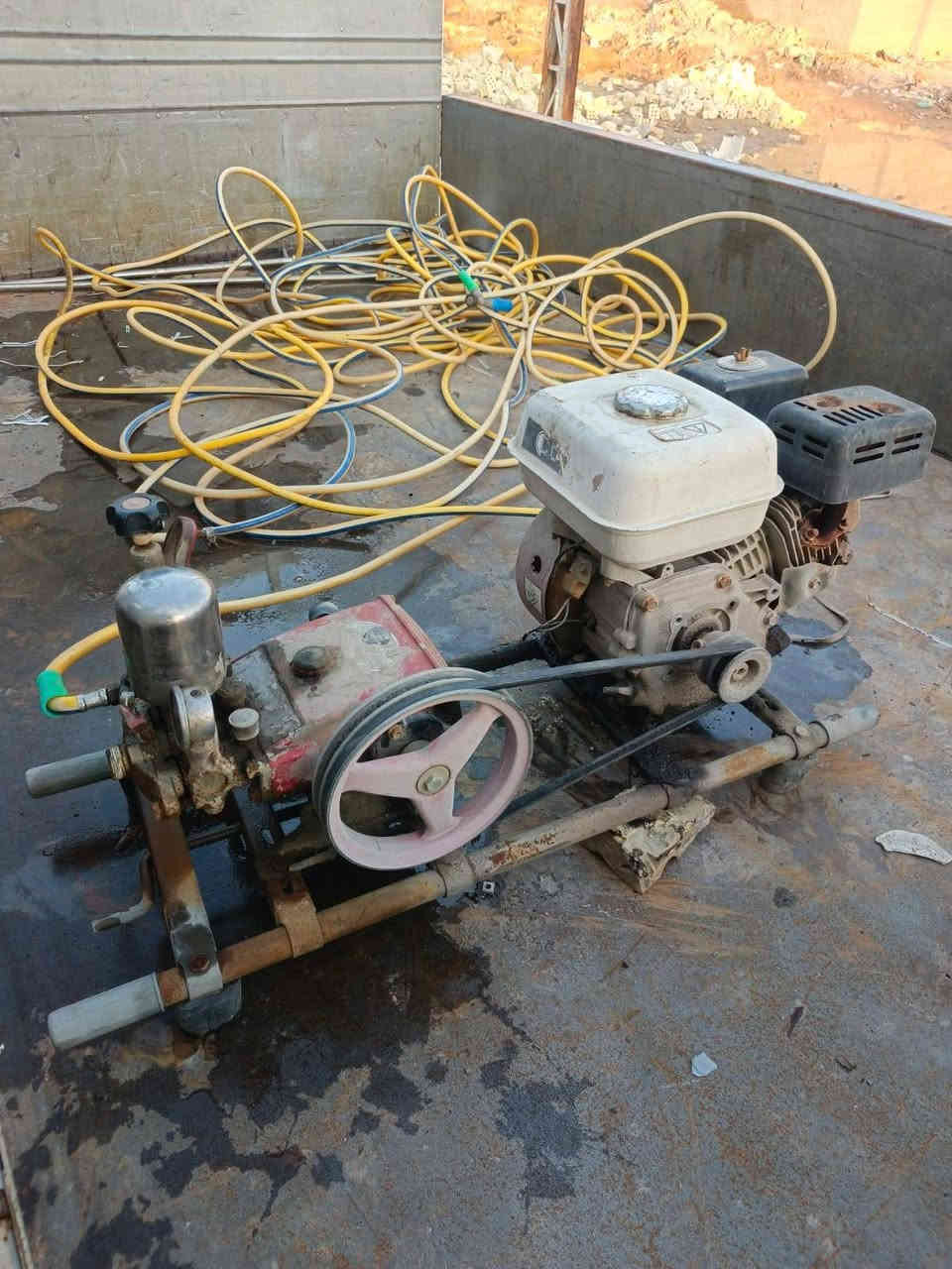 غراض لبيع المكان حي أور سبع قصور شارع ابو علي واتساب *********** اتصل واني بخدمتكم
