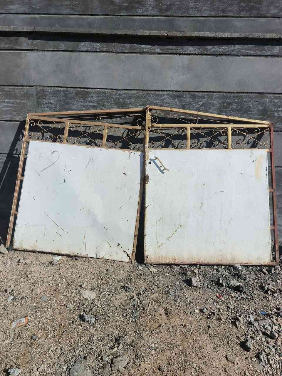 متاح بوب للبيع للاستفسار عله هاذه الرقم ***********
