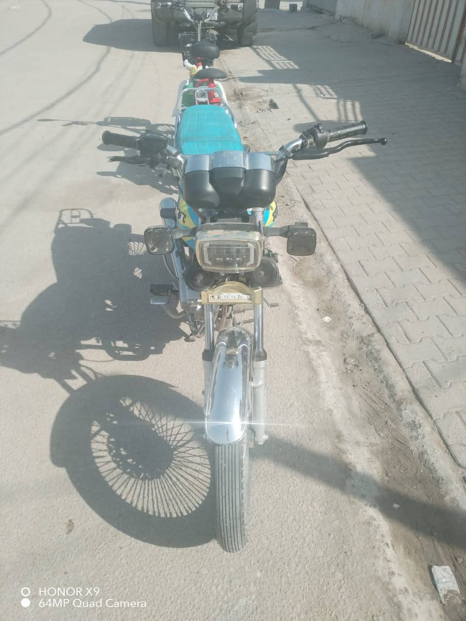 سلام عليكم شباب دراجة مديل 2023 طالعة بال2024 وكيله العارضي دراجة جديدة ما عايزهة شي با 850 وبيهة مجال متوازي علة بيعتهة هاذة رقمي *********** خابرني وبيك خير ودلل مكاني نجف
