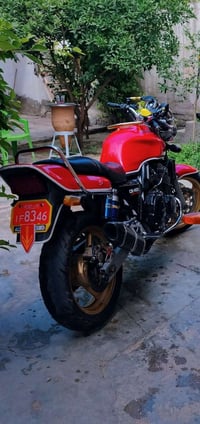 cb400للبيع 07713635381رقم