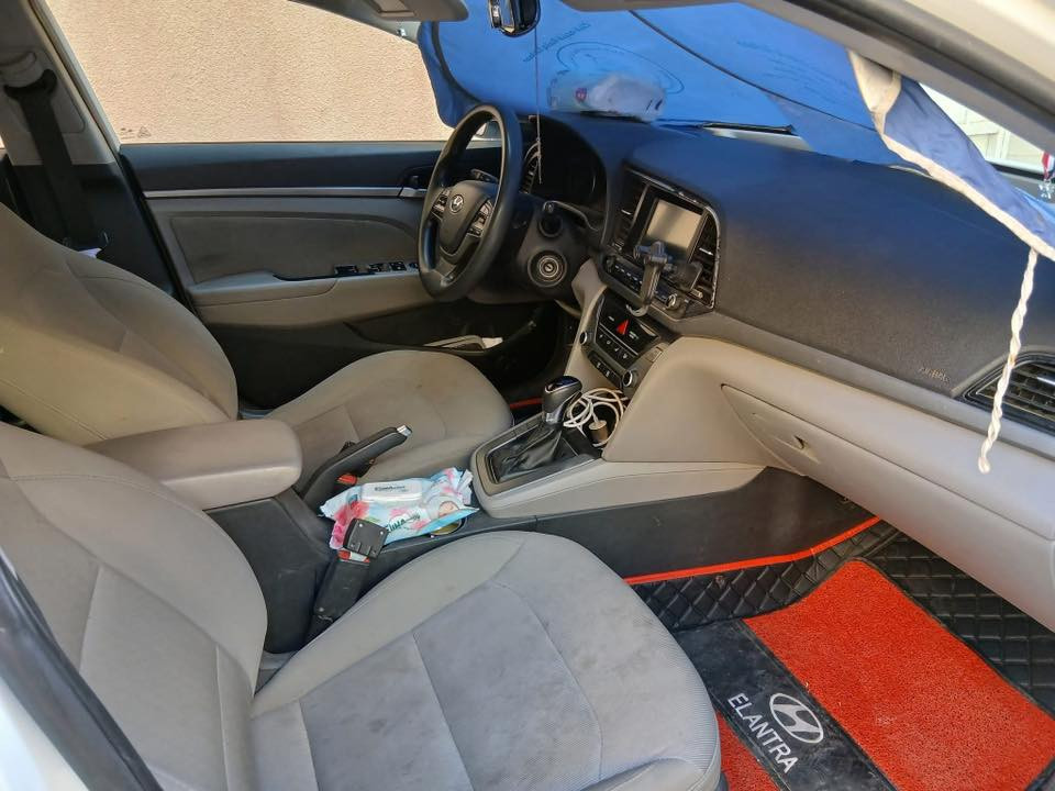 السلام عليكم
النترا 17 امريكي 2000 دوش
حادثها من امريكا سرقه دعاميات والايتات وبك لايت
وهنا بلعراق امبدل قبق جنطه اصلي وباب وره الصدر ايضا اصلي الباقي صبغ بدون ضربه
السياره جاهزه رقم بغداد بسمي
ملاحظه
المكينه ابدل بيها فقط كازكيت فقط
كير  جديد AT
السونار مرفق بلمنشور 
بيها تكشير بدايت القماره وبدايت البنيد مخلي فابلون
مكان السياره بغداد الشعله 
السعر 105 رجاءآ شده جوه الشده رجاءآ لتتصل
للاستفسار ***********
