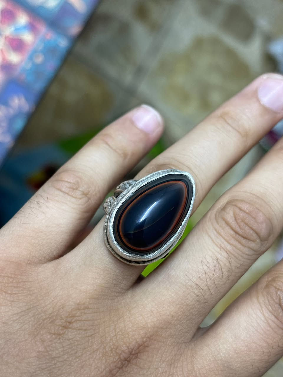 خواتمي الشخصيّة للبيعة
أوّل خاتم فضة ٩٢٥ عقيق يماني أنسي 
صياغة ثقيلة جدّاً مخطوط آية الكرسي

الثاني خاتم جمشت
 فضة عيار 1000 صياغة المُبدع وليد خالد مطعم بأربعة أحجار سترين صياغة ثقيلة جدّاً 

الخاتم الثالث صياغة الدلوة فضة ٩٢٥ لحجر الجزع صياغة ثقيلة 

 الخاتم الرابع فضة ٩٢٥ عقيق يمني أصفر ( شرف الشمس ) 

مخطوط ( علي ولي الله )

الخواتم كل واحد و سعره 
و راح أبيعهن بأسعار معقولة يعني مو نفس أسعار السوگ 

اليريد يعرف الأسعار يراسلني أو يعلّق و آني أراسله و بالخدمة


**إذا كنت صاحب هذا الإعلان وتريد حذفه لأي سبب، رجاءا أرسل رسالة إلى الدعم الفني**