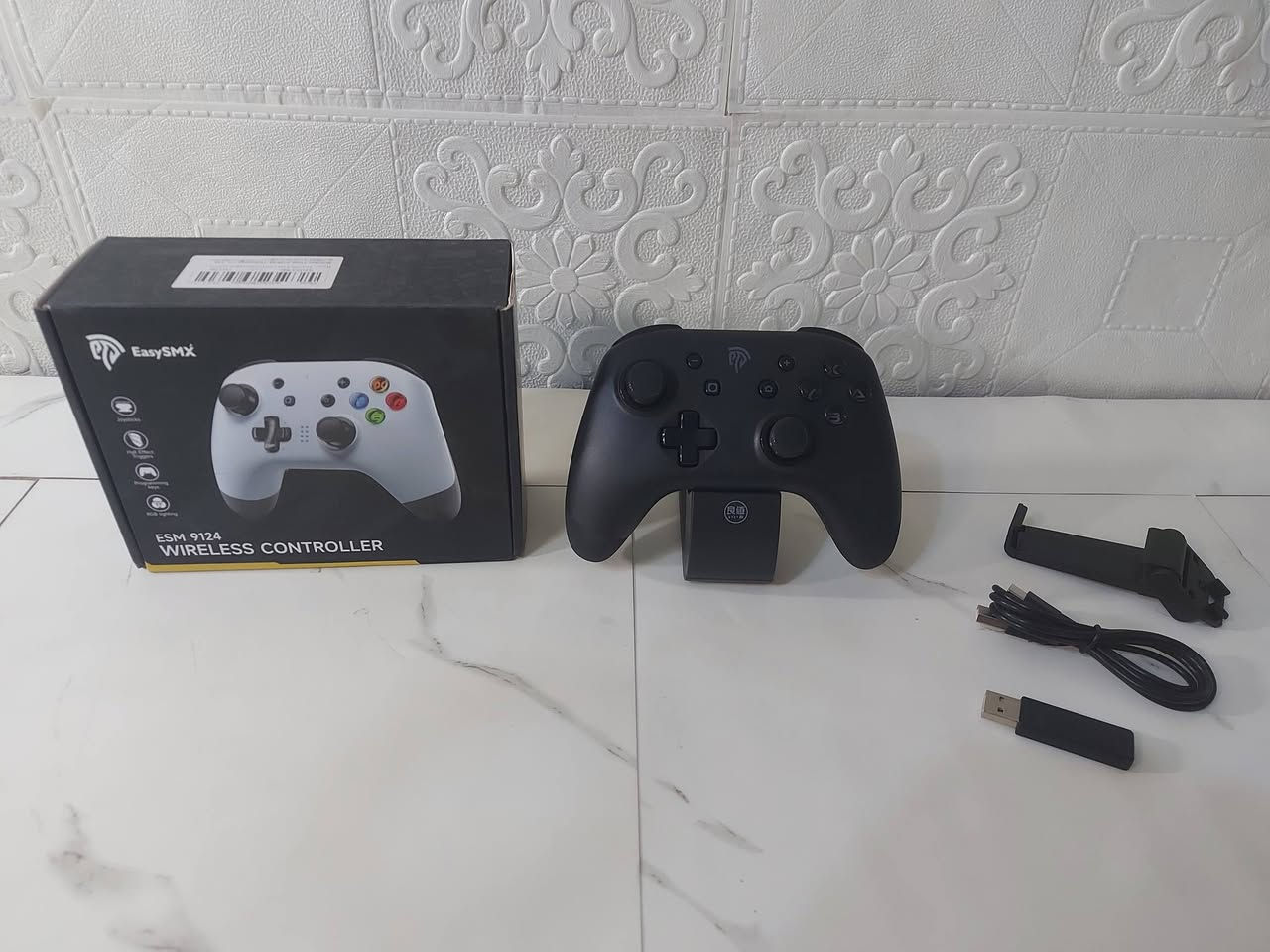 ١- جويستك ماتشينكا g5 pro v2 بيها على ٢ الى ٤ ازرار خلفية قابلة للبرمجة ب٤٥ الف
٢- جويستك iine ستارفيلد بيها زرين خلفيات قابلة للبرمجة وتكدر تخليهن ينفذن كومبو اكثر من زر بزر واحد من الازرار الخلفيه
 ب٤٠ الف 

٣-جويستك 8bitdo pro 2 بلوتوث وبيها ٢ ازرار خلفية قابلة للبرمجة  وتشتغل موبايل همات
 ب٣٥ الف 

٤- جويستك gamesir جيم سير نوفا لايت بدون ازرار خلفية 
ب٢٠ الف 

٥- جويستك easy smx تحتوي ٤ ازرار خلفية قابلة للبرمجة   ب ٢٠ الف 

٦- جويستك rh بيها زرين خلفيات ب ١٢ الف 

٧- جويستك جيم سير x2s بلوتوث تشتغل موبايل وحاسبة   ب٢٠ الف 

٨- جويستك bsp d3 بلوتوث تشتغل موبايل وحاسبة ب١٥ الف


**إذا كنت صاحب هذا الإعلان وتريد حذفه لأي سبب، رجاءا أرسل رسالة إلى الدعم الفني**