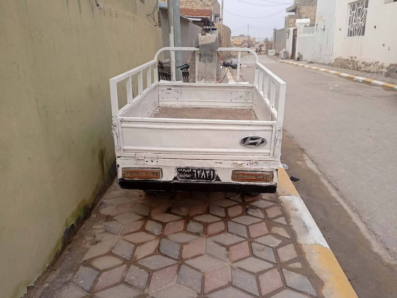 سلام عليكم شباب ستوته للبيع امتيار بيضاء رقم اسود ثانويه رايحه سعر 800 قفل ربع مال***********
