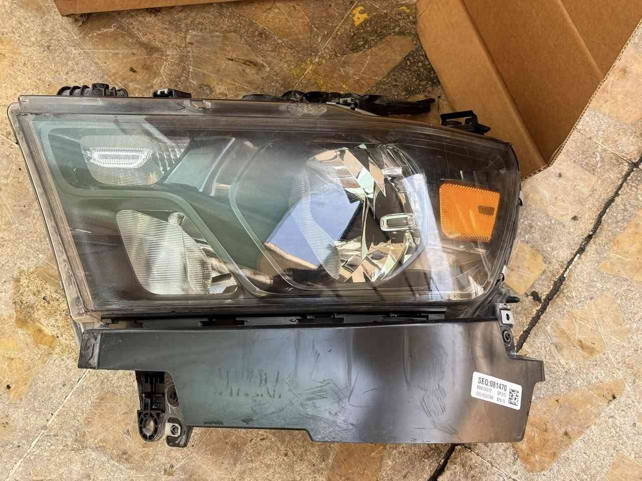 للبيع اغراض رام BigHorn بلاديات 2021   / راسلني خاص قيم واخذ او واتساب  ***********
