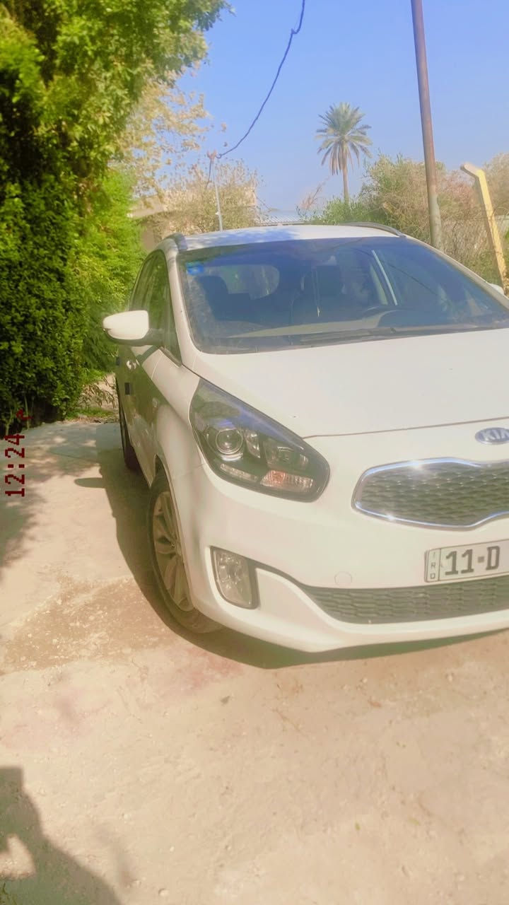 السلام عليكم موديل 2016للبيع كارنز 7راكب خليجي بيها باب صبغ مكفول كير محرك تبريد علوضع الشركة سعر 144بيها مجال تحويل ثاني يوم رقم انكليزي مكانها بغداد رقم هاتف ***********
