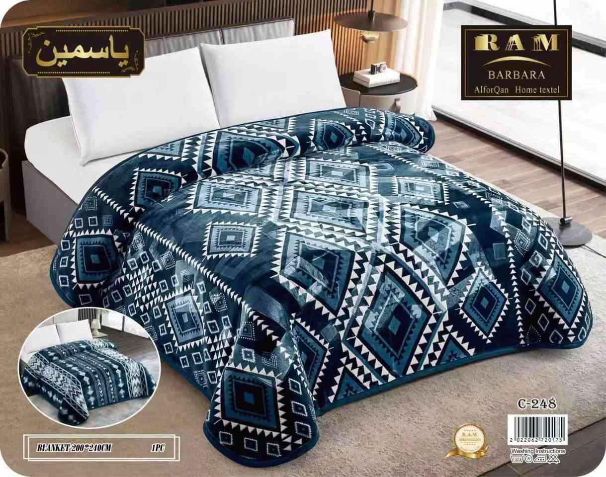 #الموسم_الشتوي 2025 - 2026 

#شرح_الايتم بطانية نفرين شتائي شكل بوهيمي قاط واحد حفر ليزي حراري ثقيل جدا جدا البطانية تكون على الوجهين كل وجة نقشة تختلف عن الثاني  من شركة RAM 
🔹️ قياس البطانية _ 240 *200 
🔹️وزن البطانية _ 5,5 كيلو صافي 
🔹️وزن البطانية مع الجنطة _ 5,900 الكلي 

 #ضمان_لحقوق_زبائننا_الكرام اذ كان الايتم مخالف للصورة و الموصفات المعروضة والقياسات من حق زبائننا الكرام رفض المنتج و عدم دفع خدمة التوصيل

#لمعرفة_المزيد_ يرجى مراسلة الصفحة او الاتصال عبر ارقامنا 
واتساب _ ***********  تليكرام _ *********** 
الاتصال _ *********** 

#عنواننا _ موصل - حي سومر - بداية التقاطع الاول - مقابل دار المصطفى للاجهزة الكهربائية - اهلا وسهلا بالجميع 

#لتأكيد_الطلب  🎯 الرجاء ترك العنوان + اقرب نقطة دالة ؟ 🏡 ، رقم الموبايل ؟ شكرا” لاختياركم  🌹

#خدمة_التوصيل يوجد خدمة توصيل كافة محافظات العراق
