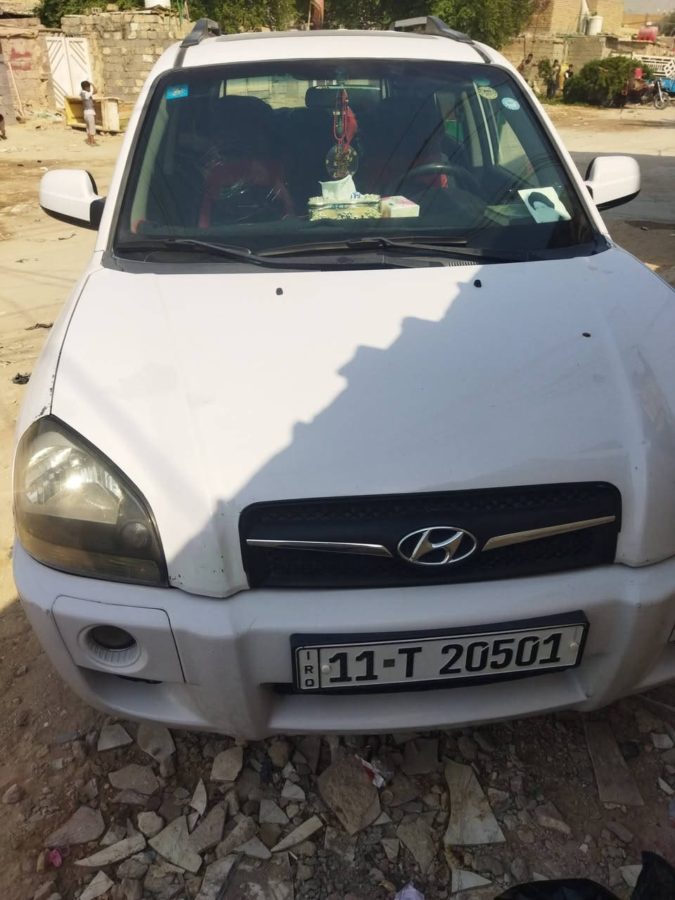 السلام عليكم 
للبيع توسان موديل 2008
كير محرك مكفولة سنويه باسمي بيه شخوط بسيطة السعر 125وبيه مجال 
باقي التفاصيل موضحه بالصور 
العنوان كربلاء المقدسة الأمن الداخلي ***********
