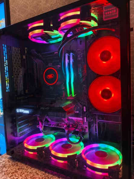 Pc للبيع نظيف ومرتب تجي تفحص براحتك وبلعافيه عليك

Ryzen 5 5600x
• RTX 3070 8G ZOTAC TWEN EDGE
• TeamGroup T-Force Delta RGB DDR4 16GB (2x8GB)
3600MHz CL18
* ﻿﻿PSU 750W GOLD DQ
* ﻿﻿SSD 500GB M.2 NVME KINGSTON
* ﻿﻿HDD 1TB 7200RPM
* ﻿﻿MSI MAG B550 Tomahawk
* ﻿﻿DEEPCOOL L240T
* ﻿﻿CASE HUNTKEY APOLLO
طبعا ذني القطع ميحتاج احجي بيهن
وياها ups 2500 اوفلاين بعده جديد ممتعوب
السعر مليون وبيهة مجال قليل 
***********
