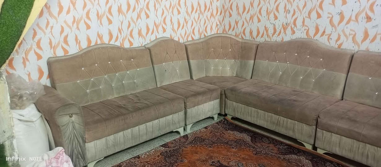 اغراض بيت نضيفه للبيع بسعر مناسب للاستفسار وات ساب *********** او الاتصال
*********** بغداد, العراق
