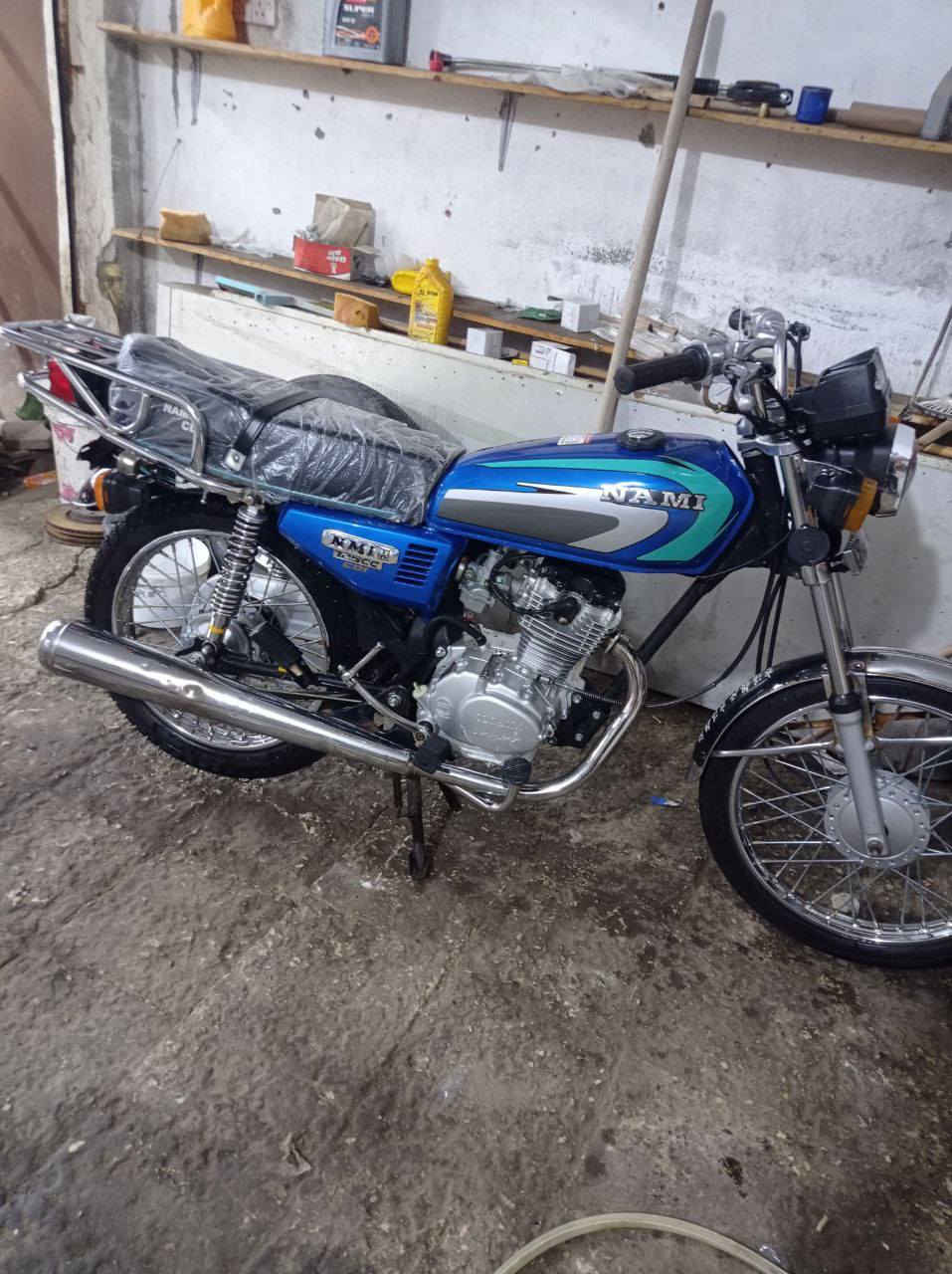 سلام عليكم دراجه نامه للبيع بس المكينه تايكر24 نضيفه وفول والشاصي 20اوراق سكنر السعر خاص او اتصل المكان بل قاسم ***********
