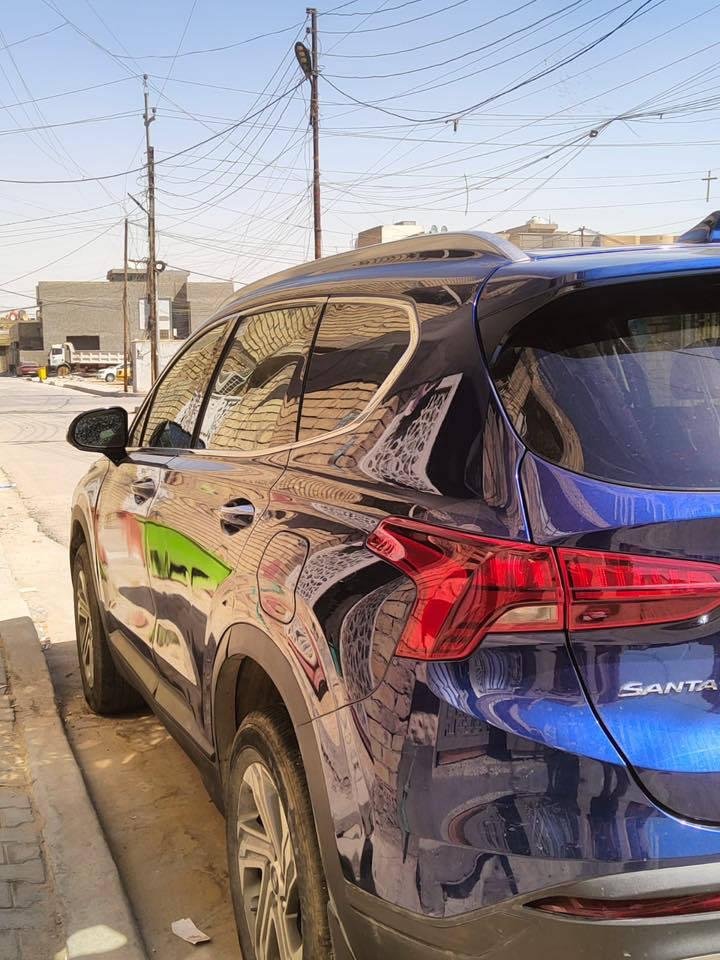 سيارة
سنتافي2023 
رقم بغداد  الجديد
 
 وارد أمريكي  

ضربتها جاملغ وبنيد يعني اربع قطع صبغ
المواصفات..... 
* مقاعد قماش
*بصمة 
*محرك ٢٥٠٠  
* لد نهاري بك لايت لد اضاءة زنون 
*رادارات امامي خلفي وجانبي مانع تصادم وتحذير تصادم 
*خمسة راكب   
*الشاشة كبيرة ابل كار بلي... 
*وضعيات قيادة...... 
*تدفئة  مقاعد  إمامية..... 
* نظام النقطة العمياء..... 
* مقاعد  كهرباء  امامي سائق فقط..... 
* تحديد  المسار 
*قيادة ذاتية..... 
* تبريد منفصل مناخي..... 
*التشغيل عن بعد 
* صندوق كهرباء...... 
*اوتو هولد توقف ذاتي.... 
*كير بيانو  دكم...... 
* كامرا  دواره
* شاحن واير ليس..... 
*قطعتين تبريد..... 
*حساس اطارات......  
* نظام اطفاء المحرك (A) ذاتيا في الازدحامات لتوفير الوقود
* شاشة تدعم Apple Car play و Android وبلوتوث مدمج والأوامر الصوتية
* مفتاح ذكي بصمة + التشغيل عن بعد....... 
* هاند بريك بصمة  
* الشاشة الوسطية حجم كبير مع دعم الملاحة بالخرائط GPS وبوصلة للاتجاهات
* شاحن هاتف wireless
* مخارج شحن USB وتشغيل الميديا
* منافذ للطاقة كهرباء 12فولت ومنفذ 110 فولت
* لايت زينون  

العنوان بغداد 
***********
موجود وتساب
