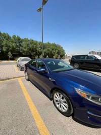 كيا اوبتما  2017 Ex للبيع فقط بدون مراوس   السيارة وارد امريكي كلين تا...