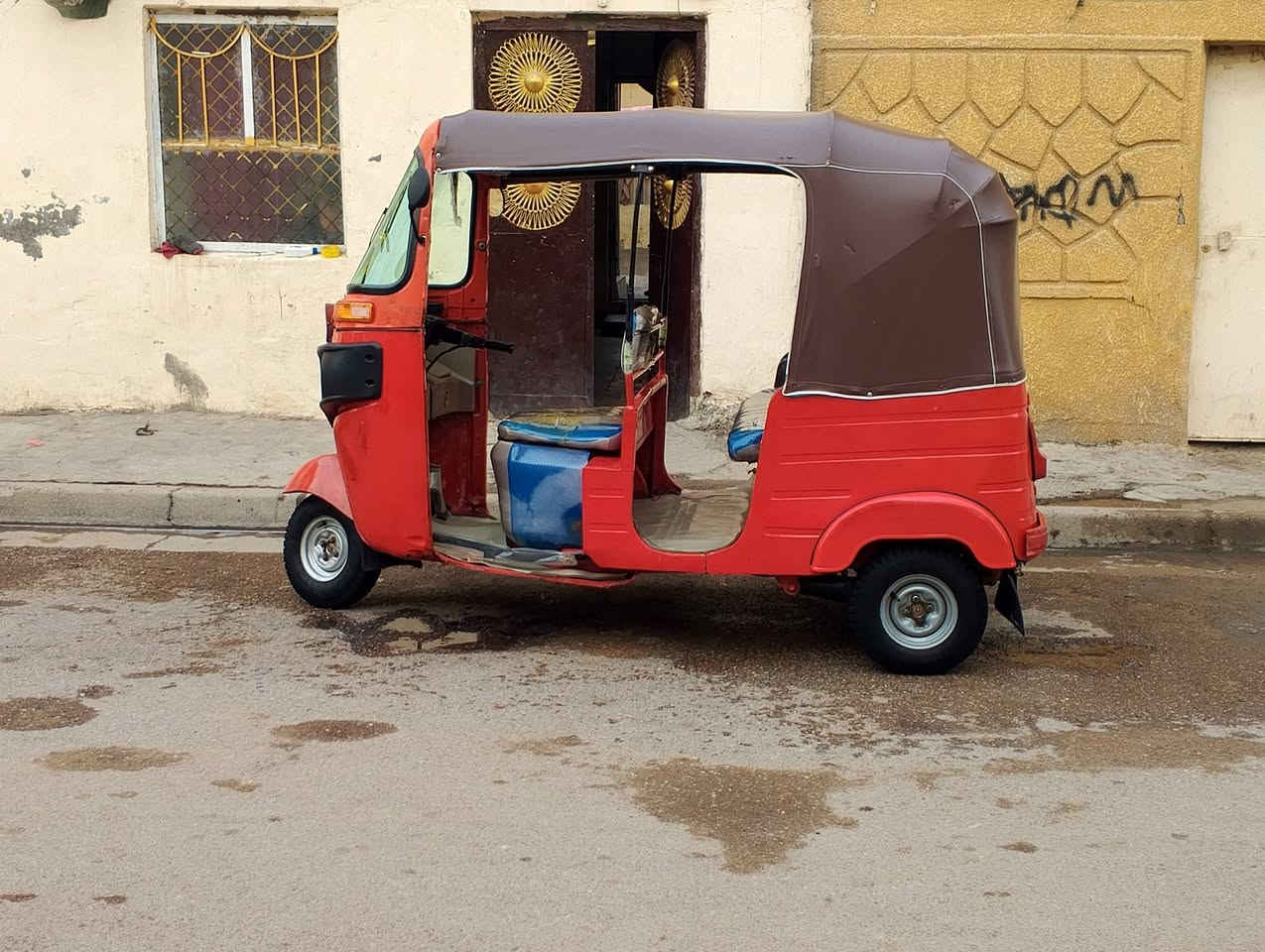 سلام عليكم ورحمة الله وبركاتة تكتك مديل 2017لبيع رقم وسنويه رقم بغداد تكتك خير من الله 5مليون وبيها مجال بصيط مكاني بغداد شعله مكينه مال 20 رقمي ***********
