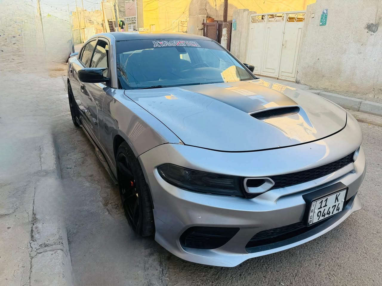 السلام عليكم شباب للبيع جارجر SRTدايتونة 6400 فول  حادثها قطعتين من امريكة وبل عراق صارات بيها قطع صبغ ابيعلك صبغ عام كير ومكينة خير من الله رقم بغداد بسمي ماشية 90 ميل مكان السيارة  بغداد الزعفرانية السعر (160) ***********‏.
