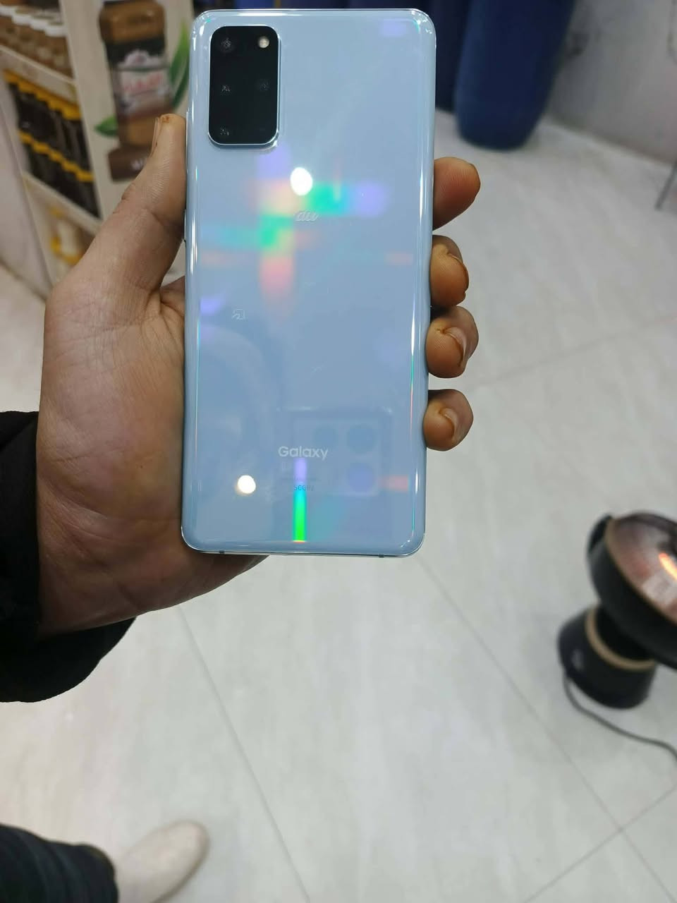 سامسونك s20 بلص فايف جي ذاكره 128 رام 12 غني عن التعريف صوت ستريو دبل سبيكر جهاز طخه مابي فول سعره 220 بي مجال قليل شراي خبرني وتدلل ***********
