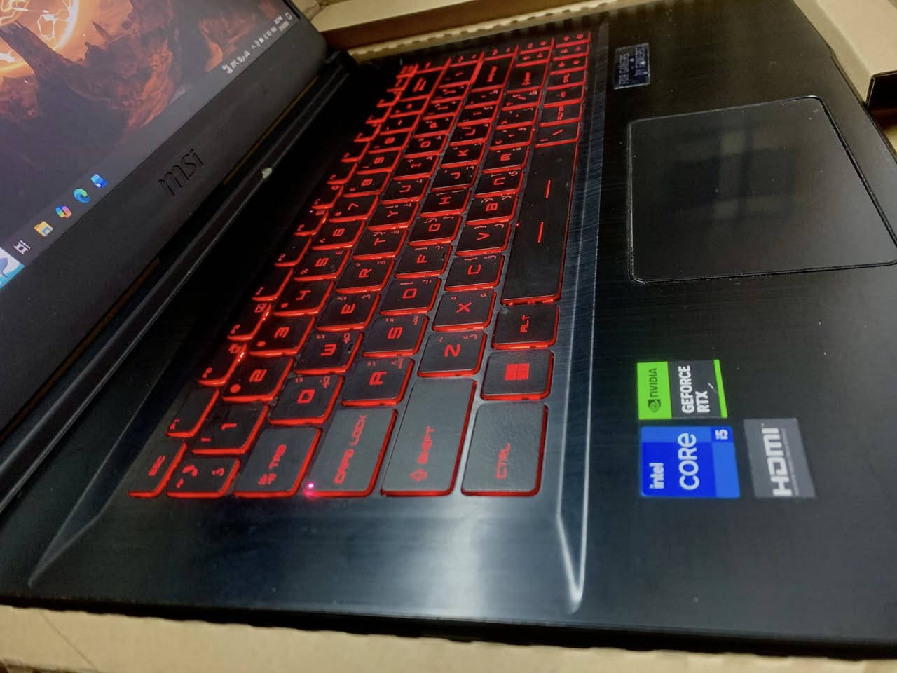 السلام عليكم لابتوب الكيمنك من Msi فئهGF 65 الحديثه
لابتوب بالكارتونه شرق اوسط عربي اصلي وكاله مضمون من الخلل
ياتي بمواصفات 
شاشه حجم ١٥ انش بمعدل تحديث ١٤٤فريم الوان داينمك 
Enhancement ips
معالج ممتاز من انتل 
Core i5-11Th Gen H - 4.90GHZ 
الجيل الاحد عشر من فئه H للاداء الثقيل طبعا 
كرتين شاشه الأولى مدمج من انتل UHD والثاني من
Nvidia RTX 3050-4GB 256 bit DLSS 
كرت خرافي
رامات تم تطويرها الى 16GB وقابل للتطوير
هارد 512SSD قابل للاضافه 
كيبورد ضوئي وصوت ستيريو اكيد محيطي
البطاريه ساعتان استخدام 
اللابتوب مناسب لكافه الكيمنك و المونتاج و الهندسه 
السعر ٧٣٥ الف فقط
بغداد ويوجد لكافه الأماكن
تواصل***********
