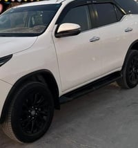 فورتشنر ٢٠٢٣ • ٤٠٠٠ سي سي • ٨٧٠٠٠ كم