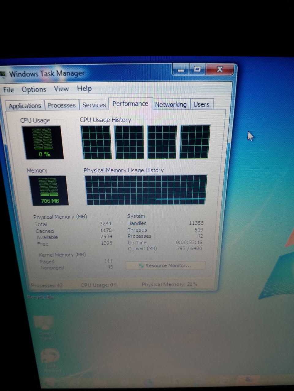 السلام عليكم لابتوب Dell للبيع
مواصفات 
Cpu i5 2520
Gpu intel hd3000
Ram 8 
Hdd320
شاشه 60هرتز 
15انج
مع كامل ملحقات جنطه و شاحنه 
سعر130 بي مجال
متوفر توصيل 
باقي مواصفات بل صور


**إذا كنت صاحب هذا الإعلان وتريد حذفه لأي سبب، رجاءا أرسل رسالة إلى الدعم الفني**