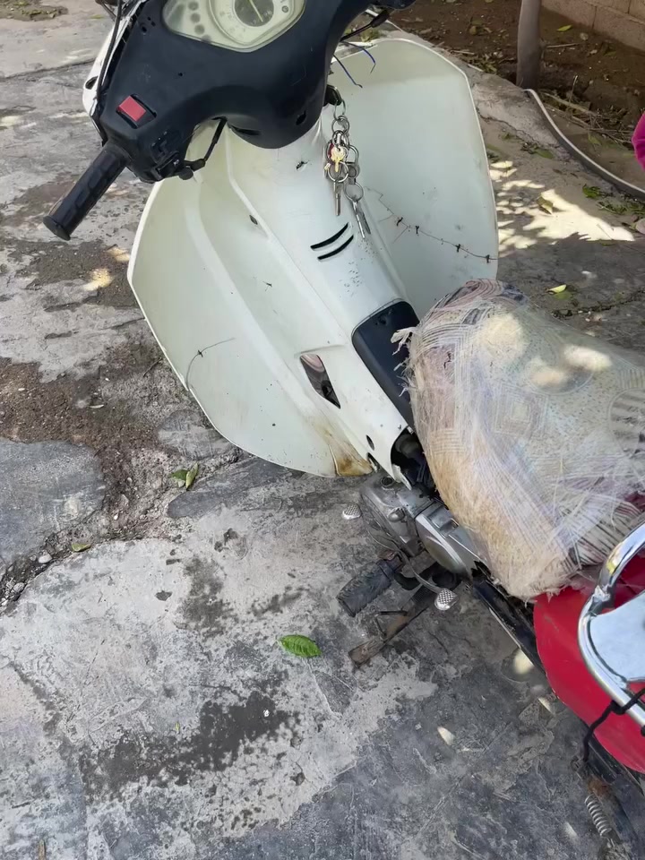 موطور سيرفيز موديل 14 شغال كهربائيات شغاله السعر 350 وبي مجال ***********
