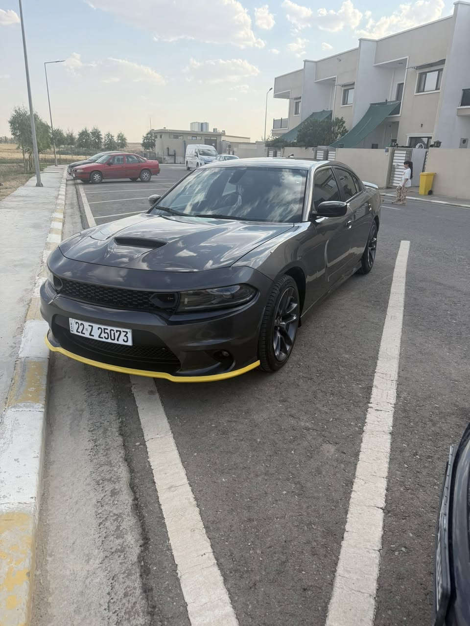 سيارة فخمة تجمع بين القوة والأداء الرياضي 

✅ فوول مواصفات عدا رادار امامي وفتحة 

✅ محرك 5700 HEMI

✅  (نظيفة جداً)

✅  قطعتين صبغ واحدة بلادي

✅ داخل  كنتاره

✅ ماشي 62km/

💥 السيارة جاهزه ع اخر حبة ادامه كامل 

رقم اربيل جديد باسمي هزة جديدة 

📍 الموقع: [اربيل  ] سعرها 255 ورقه 

📞 للتواصل: [***********]
