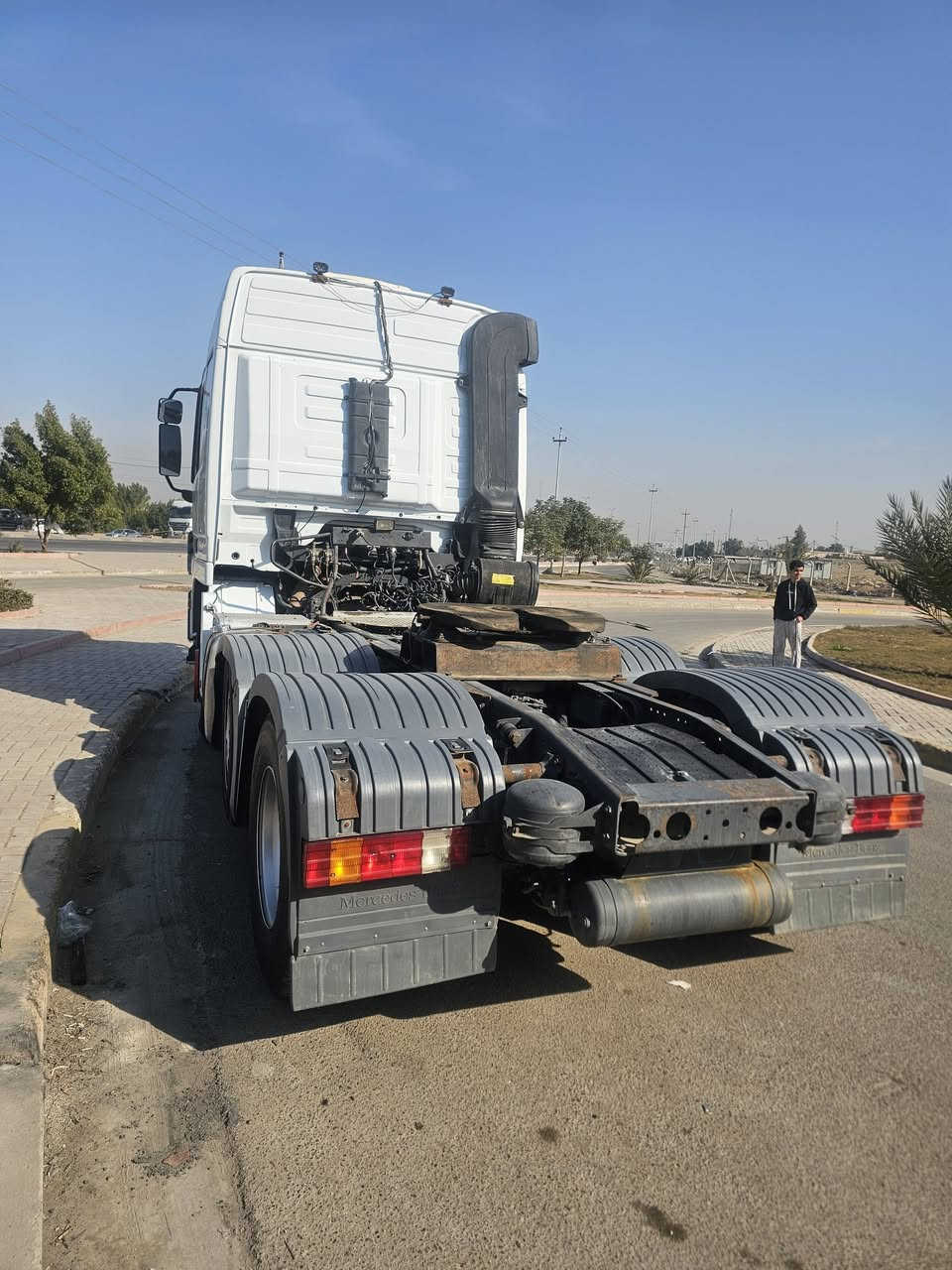 للبيع اكتروز موديل 2005 سنكل امامي فول مواصفات مفصوله رقم دهوك باسمي تحويل ثاني يوم جاهزه السياره من كل نواحي كير كهربائي شاصي مكفول كير مكفول مكينه مكفوله قماره مكفوله من كل نواحي سياره موجوده بغداد شاصي 25 مكينة 41 رقم الهاتف ***********
