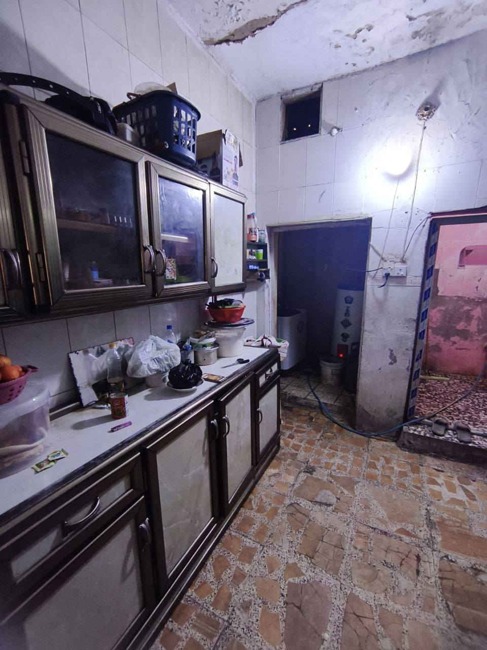 السلام عليكم نصف قطعه شرك للبيع قطاع 42 قريبة على شارع 60 وقريبه على الساحة السعر 105 مليون وقابله للتفاوض *********** هذا رقم صاحب القطعه مكلف بالنشر وغير متواجد بالفيس
