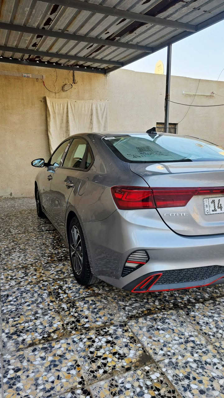 كيا فورتي 23 معوقين بصره وارد امريكي مكينه 2000 دوش السياره اخت الزيرو حادثهه الامريكي فقط بارد قليل يم قبق البانزين وبلعراق تبديل قيق جنطه اثر خسفه ومايتصلح وبدلناه السياره فول مواصفات مكان السياره بصره طويسه السعر 140
***********
