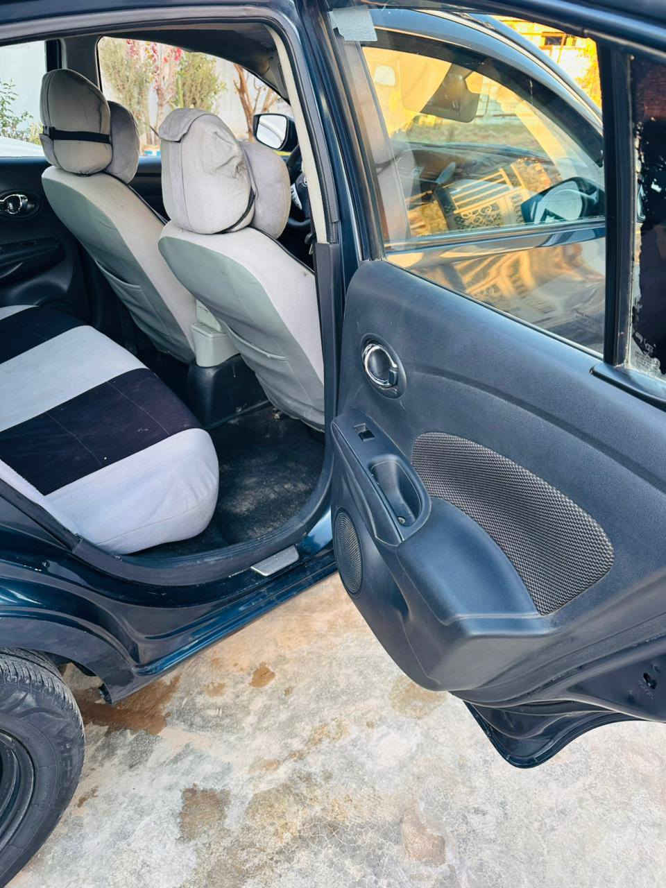 السلام عليكم
السعر 82 

السياره نيسان فيرسه 2017 امريكي 

ماشيه 100 الف حقيقي 

رقم اربيل شرط التحويل والغرامات 

محرك گير بل شرط 

صدر امامي خلفي كلو جديد 

كهربائياتهه كلهه شغاله 

تايرات جدد 

سياره بيهه صبغ  3 قطع  اماميه بنيد جاملغات 2( يوجد دواخل خفيفه بدون گص )

مكان السياره صلاح الدين العلم 

السعر 82 وبيهه مجال 

اي استفسار اتصل بل رقم 

*********** 

وحياكم الله 

ملاحضه. ( بيع نقد فقط لا وعده ولا قسط )
