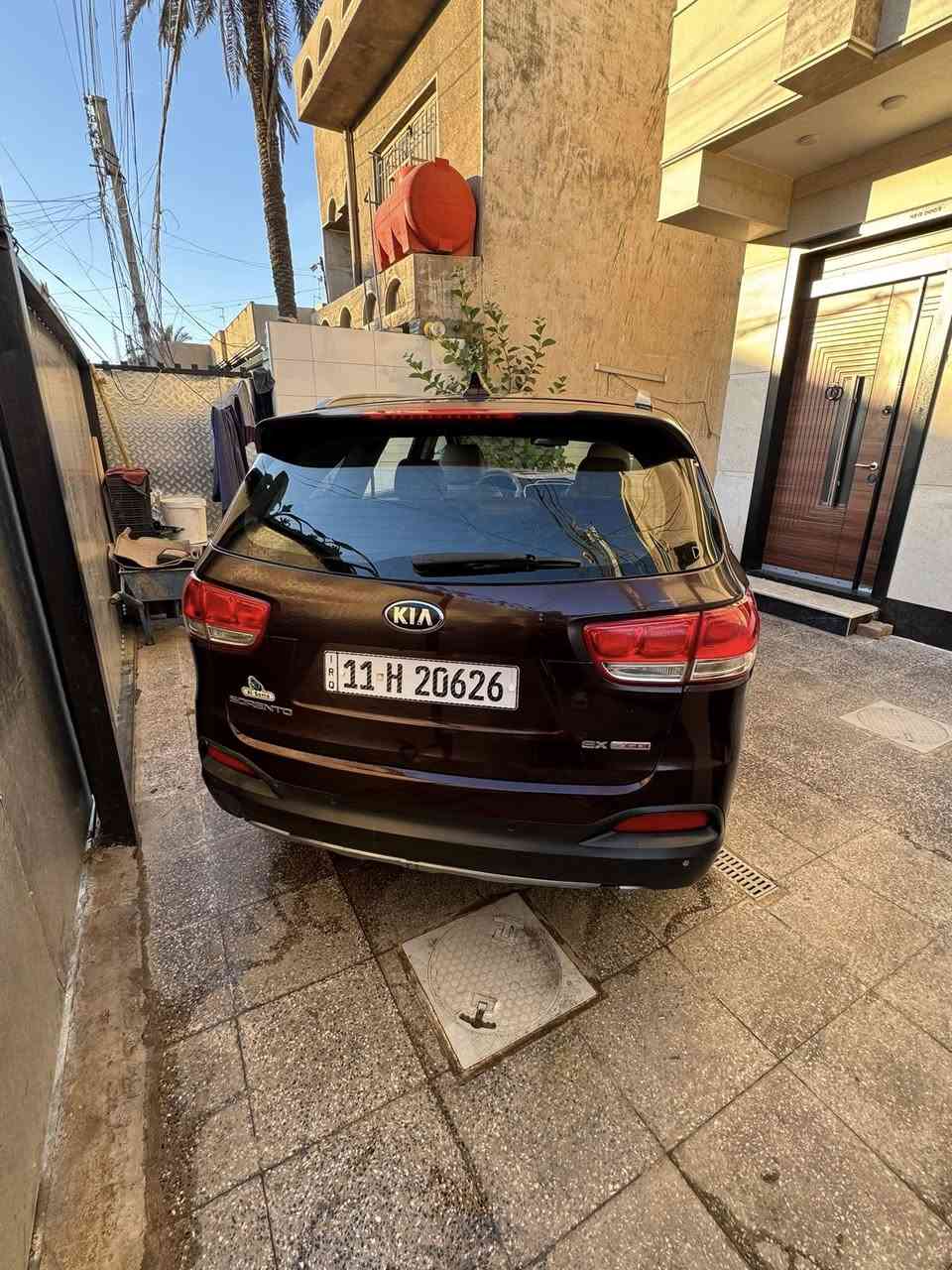 السلام عليكم
سورنتو 2016. امريكي 
رقم بغداد 
4 سلندر ماشيه 77 ميل 
5 راكب   فول مواصفات عدا الفتحه 
كشنات جلدوكهرباء  مري شفط بصمه  فور ويل  رادار  
3 انضمت قياده 
حادث دعاميه خلفيه  وبيها 5 قطع صبغ بدون حادث فقط صبغ 
سعرها 135$ وبيها مجال
مكاني بغداد الشعب 
***********
