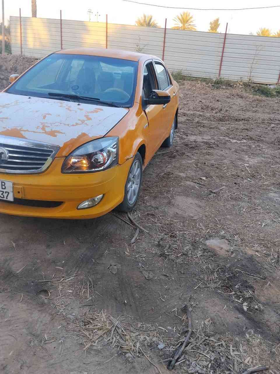 السلام عليكم للبيع او لمراوس جيلي موبل 2012.مكينه لا تنقيص لا تبخير بس بيها جكجكه مال رواجز. كير جديد كلج جديد حداديه زينه كهربائيات كله شغال رقم بغداد دولي.  سنويه ل، 2029 مصفره هيئه وغرامات سعرها 30 وبيها مجال *********** شعدك مراوس نزل مكاني بابل
