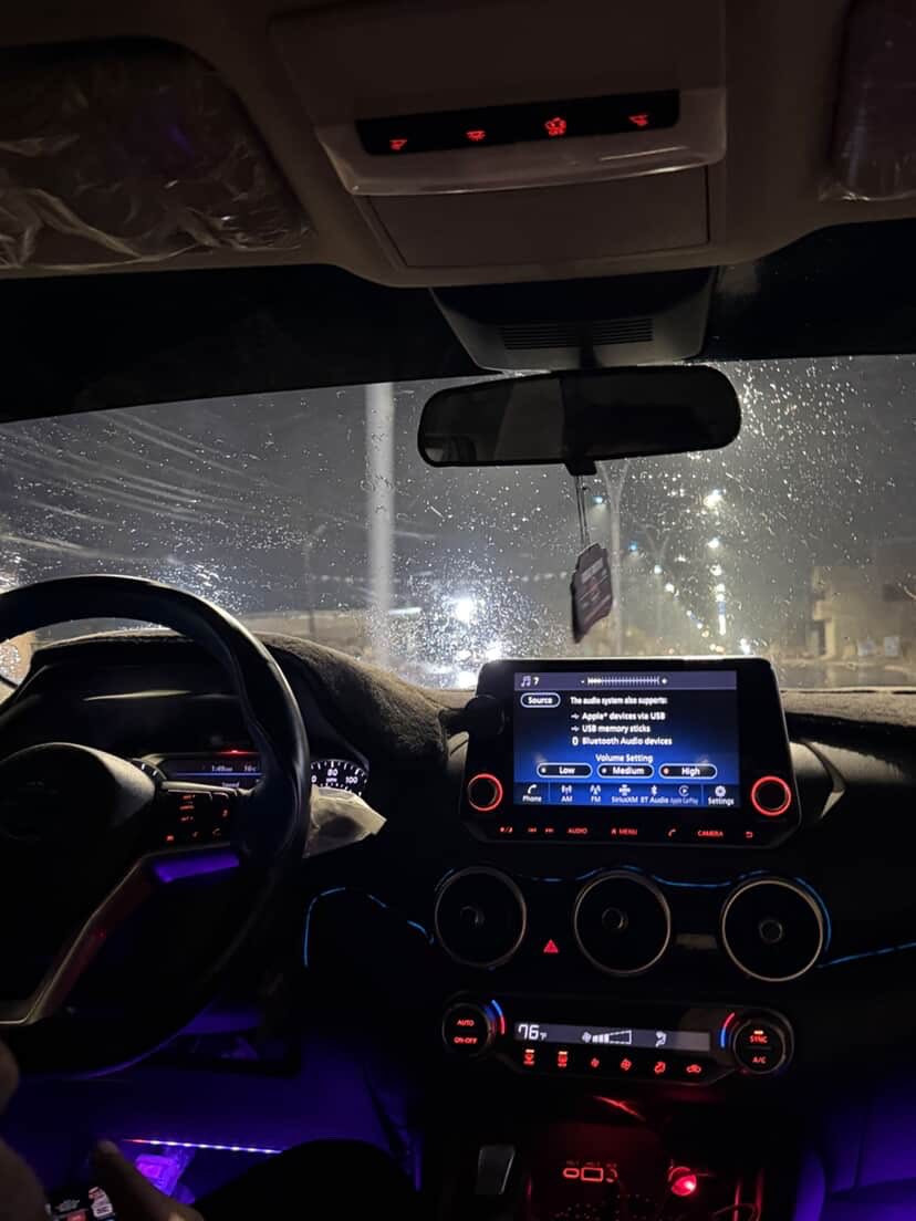 السلام عليكم
نيسان سنترا  2021

مواصفات SV  /رادار 

حساسات /بصمة تشغيل

بصمة ابواب

نضام ايكو مثبت سرعه

لايت لد 

لون ازرق بحري 

حجم المكينة 2000

صور الحادث موضحة بالصور

رقم اربيل 

السعر 150 وبيها مجال بسيط

للاستفسار ***********
