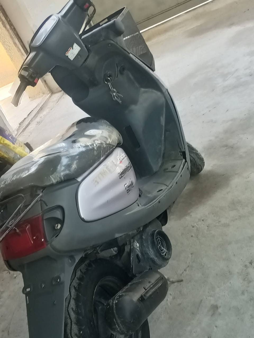 للبيع منغولي نضيفه مكينه ناعمه كهربائيات كله شغال سلف هندر موديل 2003 السعر 300 وبيه مجال ملاحضه الشاصي على جهت الكابريتر طاك ولاحمي للطلب ولأستفسار يرجى الاتصال بالرقم ***********
