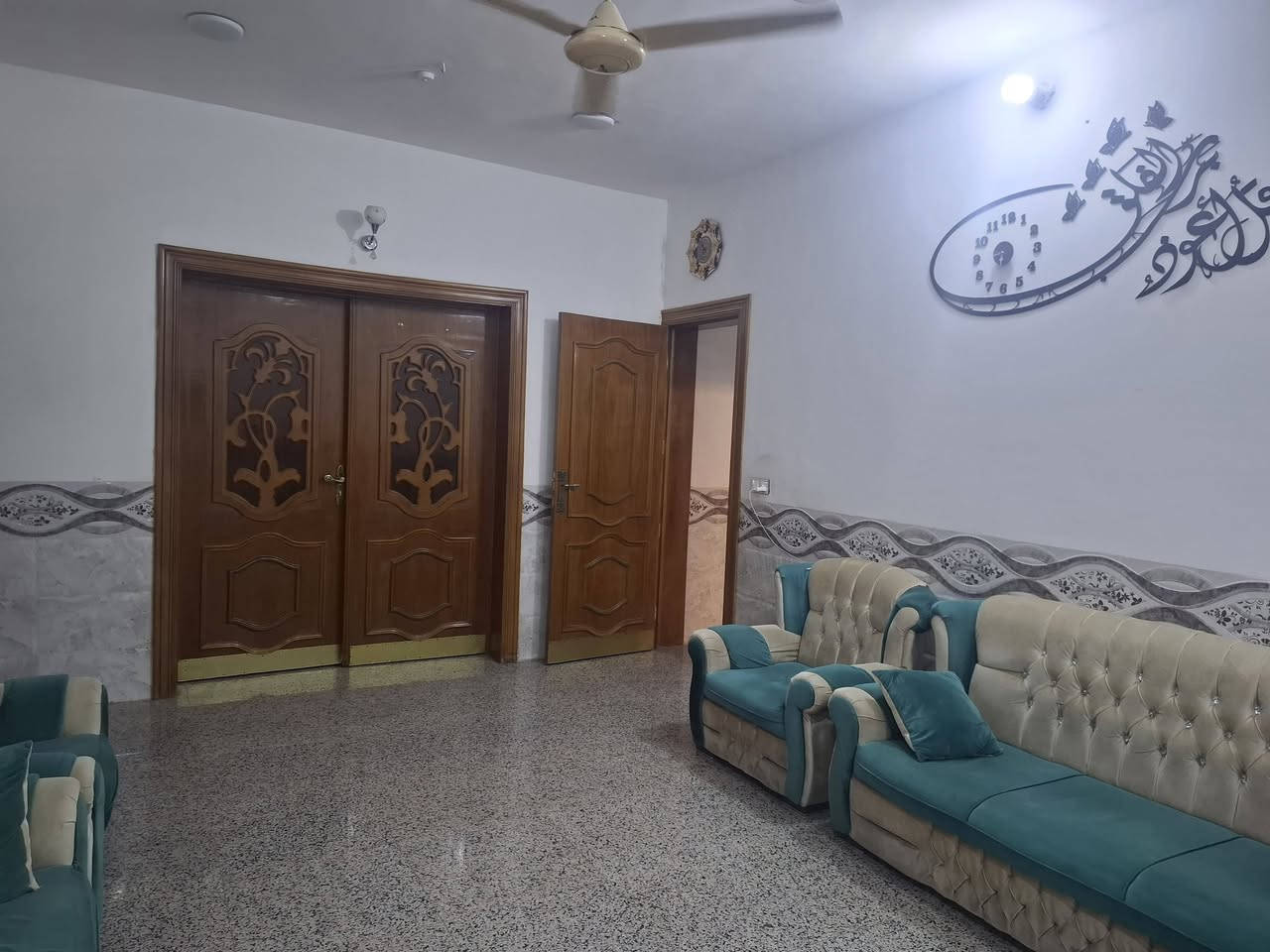 بيت للبيع طابقين
المساحة ٢٥٠
الموقع قرب الطشاش [ حي العسكري ] مقابل مول احمد و السجاد مول
للإستفسار   ***********
