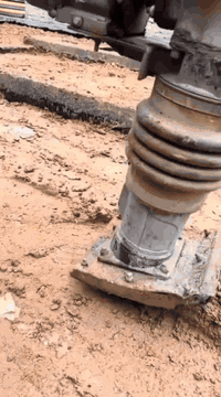 اسلام عليكم مستعدين لتجهيز انواع مواد البناء +حادلات+صاعقات  في داخل البصره بأنسب السعار   ***********
