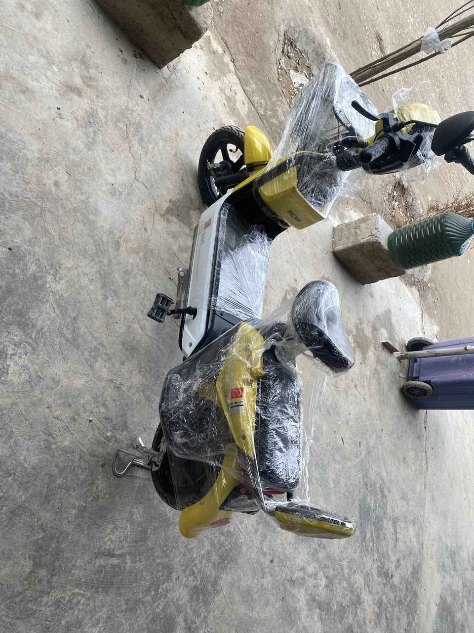 للبيع دراجه شحن أخو جديد بطاريه جديد رقم مبايل ***********
