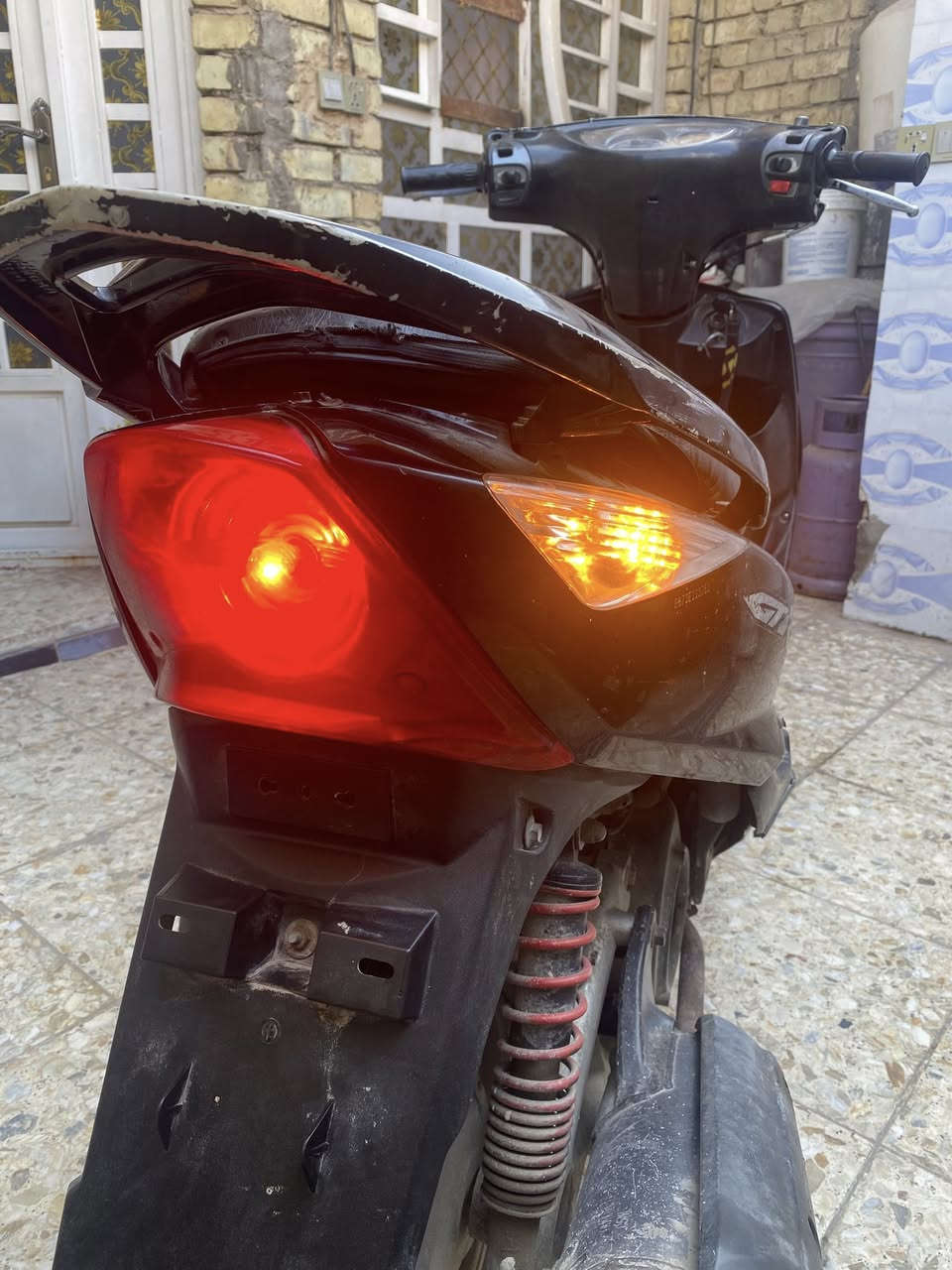 ثعلب جي تي ار 2008 نظيفة ما بيهة نقص شلعة ومعدل كهربائيات كاملة قفل صندوك وستيرن  مكاني الزعفرانية السعر 350 وهذا رقمي واتساب ***********
