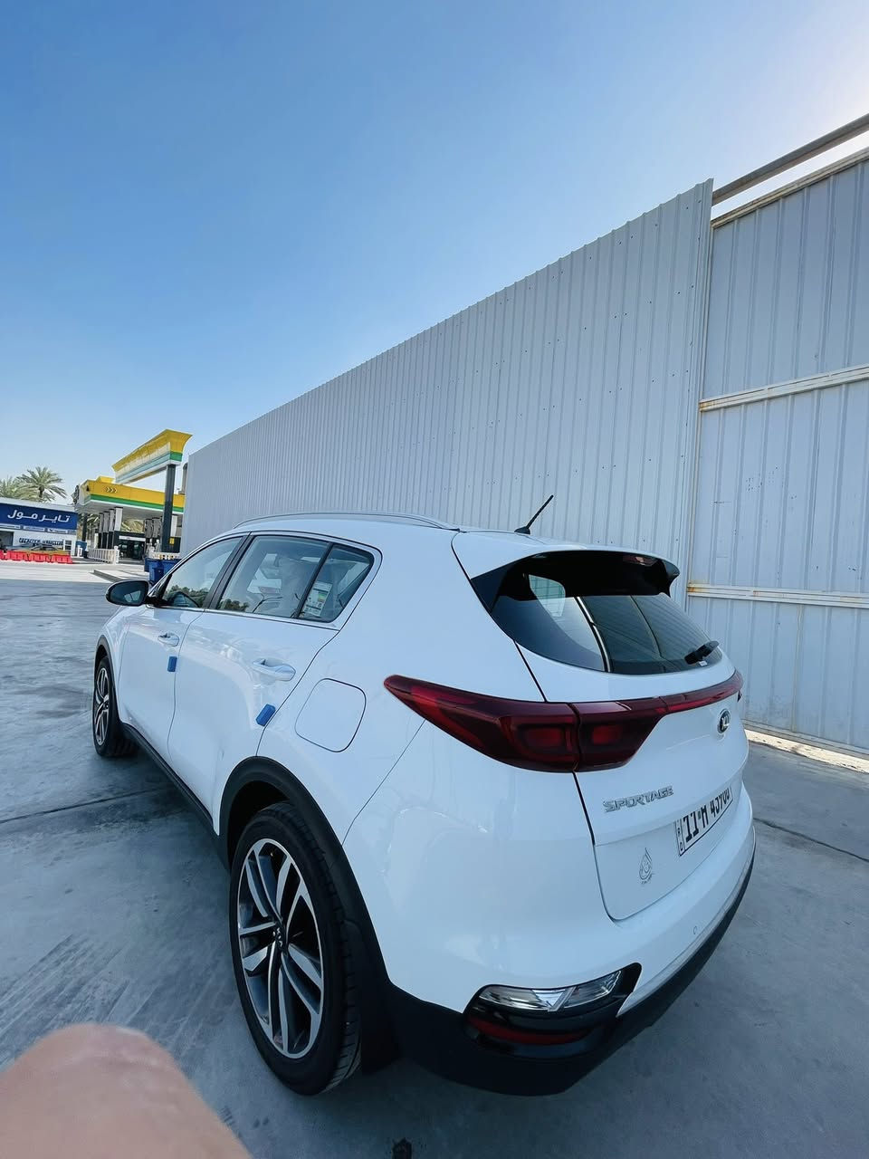 سلام عليكم سبورتج للبيع موديل 20كفاله عامه ماعدا بارد بسيط مذكور بلسونار سياره مال الشركه الدوليه معروظه ب١٩٨ وبيها مجال بسيط الاستفسار الاتصال على *********** محمد عنوانها بغداد الوزيريه سياره بأسمي تحويل مباشر
