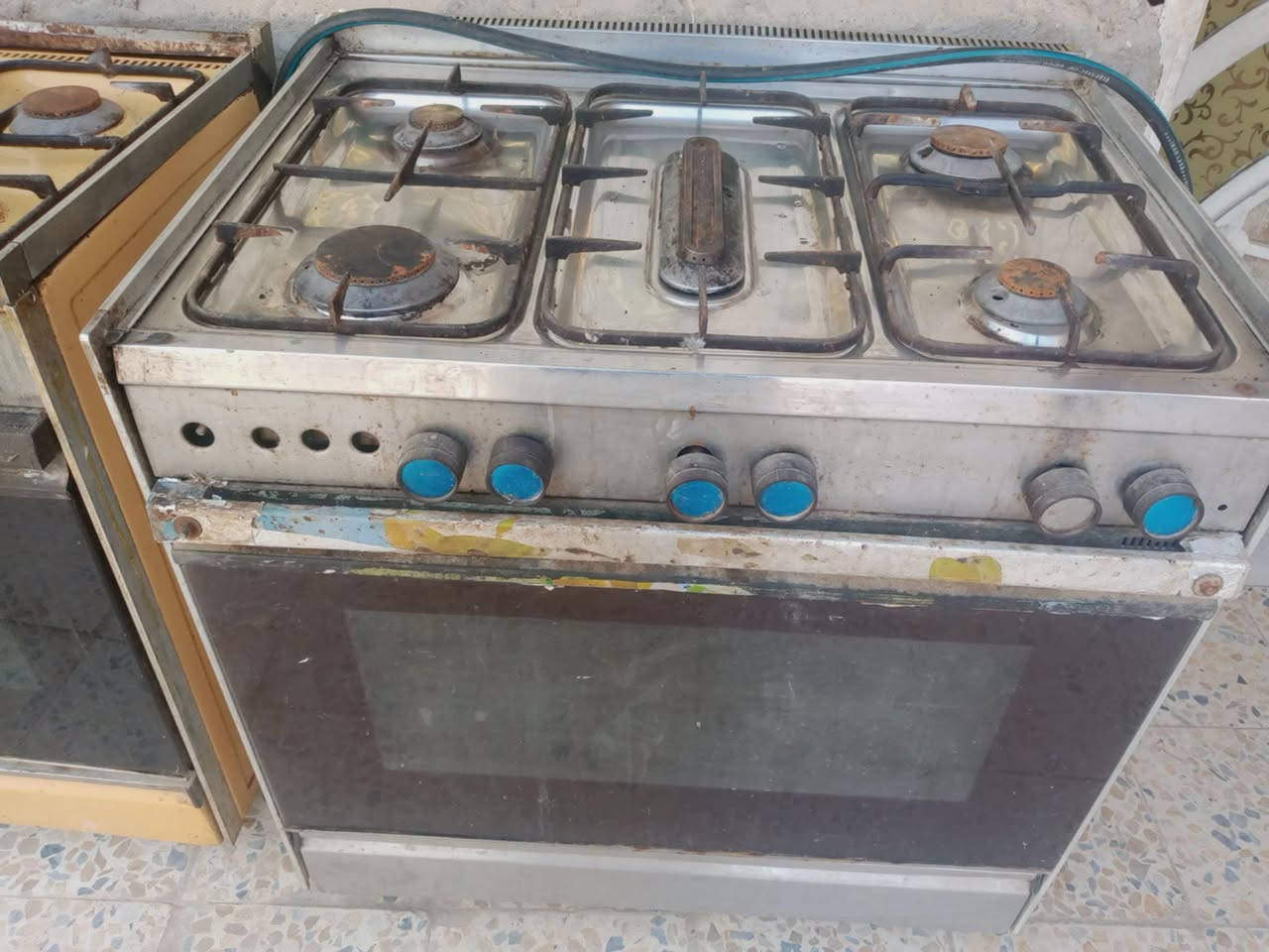 سلام عليكم طباخ للبيع شغال اي ضرار ما بيه السعر 90وبي مجال


**إذا كنت صاحب هذا الإعلان وتريد حذفه لأي سبب، رجاءا أرسل رسالة إلى الدعم الفني**