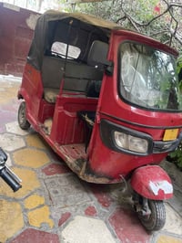 موديل 2017 أوراق  كاملة مكينه ناعمه اتخبل ما ناقصة شي بس باتري يحتاج ش...