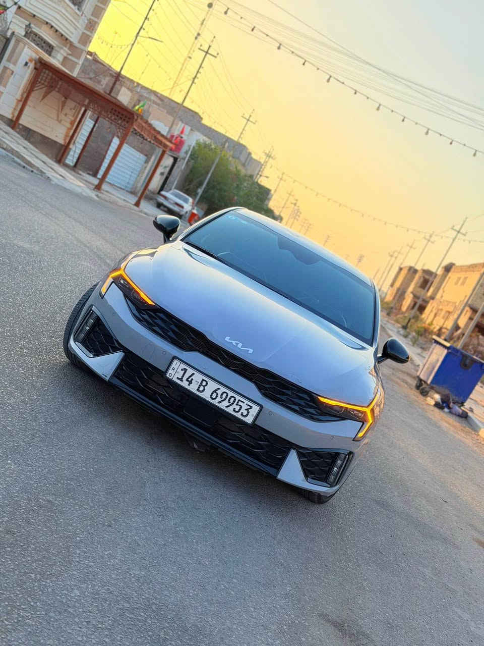 السلام عليكم للبيع K5 2025 حره باسمي تحويل 
موصفات gt lain فول عده الفتحه 
سياره بدون حادث بيهة سرقه مداكر ثنين ومبدلات اصلي نفس اللون بدون صبغ سونارها موجود بالمنشور 
ماشيه 30 الف كم
السعر 210 وبيهة مجال قليل حك الجيه 
مكاني البصره شط العرب *********** شط العرب, البصرة
