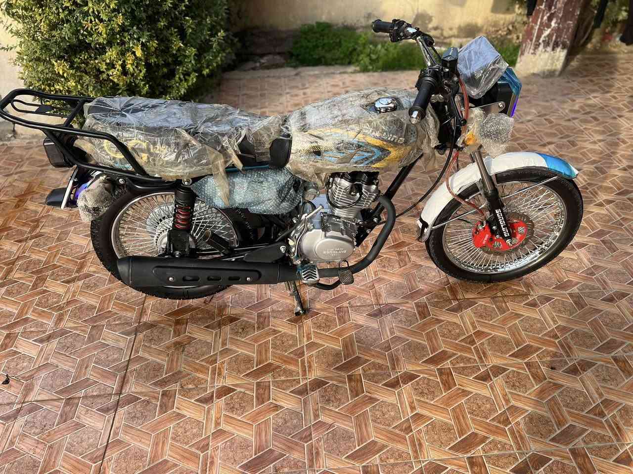 سلام عليكم دراجه تايكر البيع مديل 26مكفوله كفاله عمه سعر750وبيه مجال مكان ديالى خان بني سعد رقم ***********
