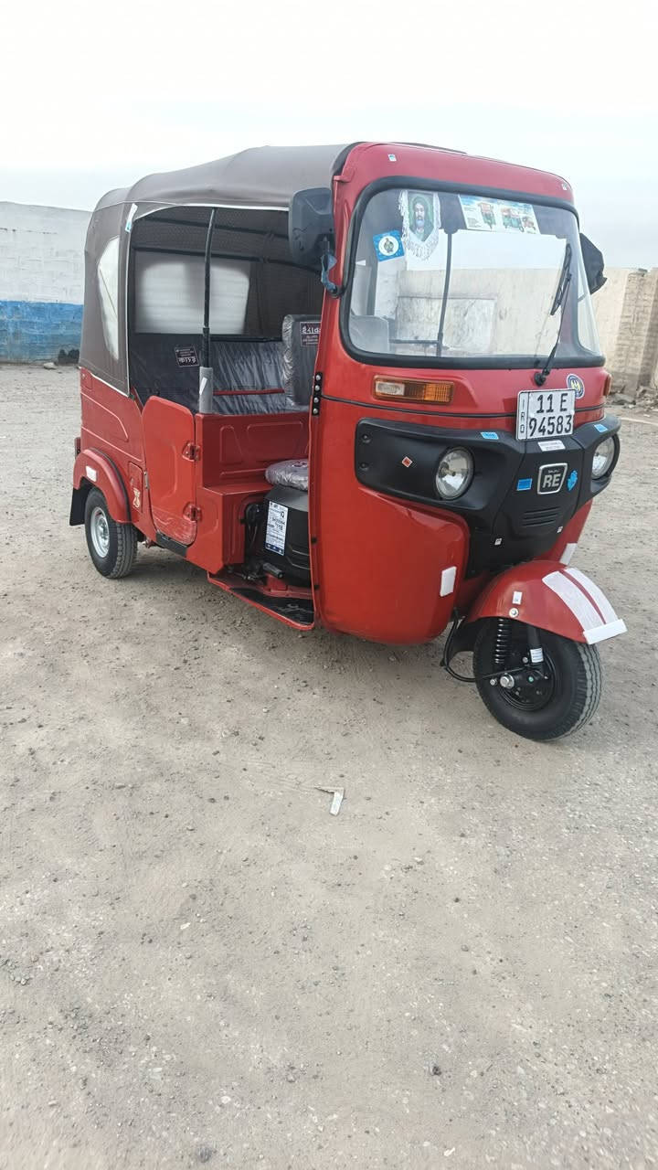 السلام عليكم تكتك للبيع موديل 21شهر12 رقم وسنويه تحويل ثاني يوم كفاله عامه بس دوس العنوان بغداد ***********
