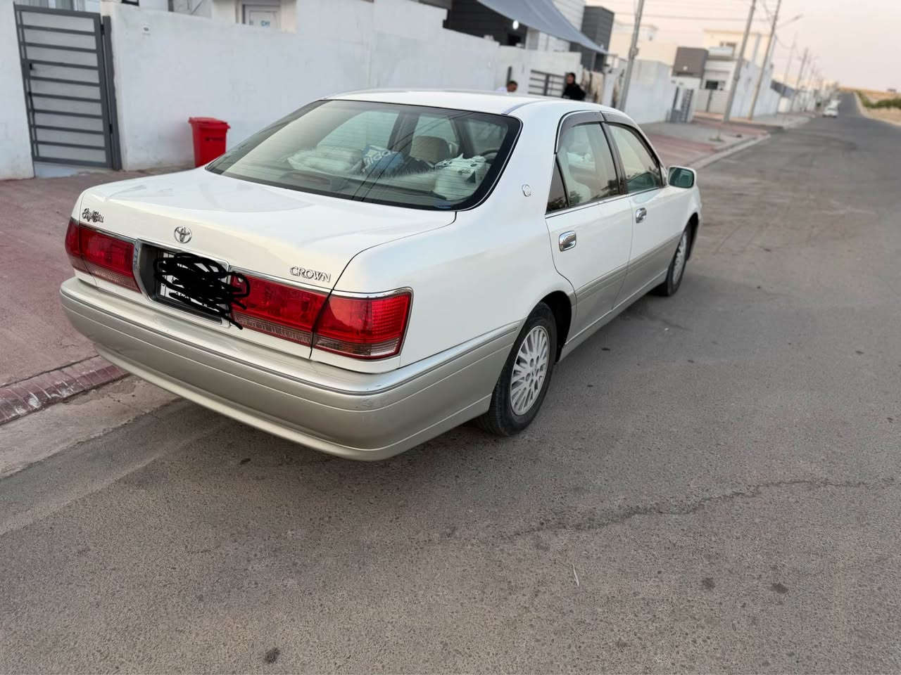 مــةليكة مــوو 2002كـــؤد دارة
بي بو ياخ D بجوك بةنزين ناخوات
لةسةر دةقي شةريكة ماوتو
2 دوگمةية
بةردةية
تايةي تازةية
سعر52 گةلا
تكاية كريار نيت مالي كةس مةشكينة
شوين كةلار سيارةي مالانة
خاوةني 63بي داوة بيش تر
گورينةوةش دةكةين بة 
شاهينة 2007 كود دار
*********** السليمانية, العراق

