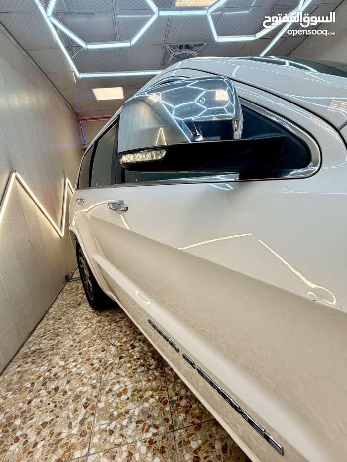 سلام عليكم
جيب فئة:اوفر لاند وارد كندي
فول مواصفات سيارة 
موديل: 2020
مكينة:  V6 3.6
رقم شاصي 1c4rjfcg0lc163590
 سياره صورة حادثه مرفقه بلمنشور
ارباك بردة فقط 
 بدون دواخل شاصي لغد كفالة 
عدد المسافات (٨٦)
اربيل شرط التحويل 
مكاني سيدية وشارع فلسطين 
الاستفسار اتصال على رقم 
***********
