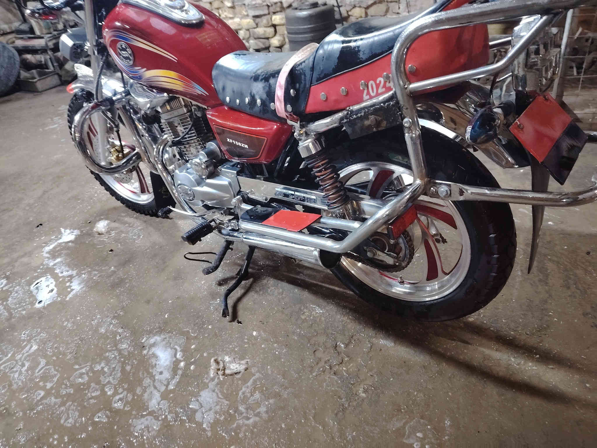 من رخصة مدير الكروب للبيع جونده  موديل 22  مكفوله كفاله عامه ب مليون  وشراي يدلل *********** مكاني دوانيه مركز المدينه
