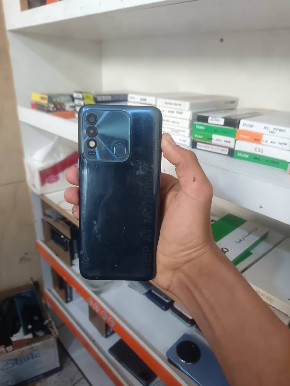 موبايلات عاطله للبيع 50 قطعه😍💜 لأهل الصيانه _(ابيع شلعه )فحم
بيهن شاشه تشتغل وبيهن لا أعطال متنوعه
يخذهن أبو صيانه يستفاد كلش 💜✨
للتواصل واتساب ***********
@@أشاره
