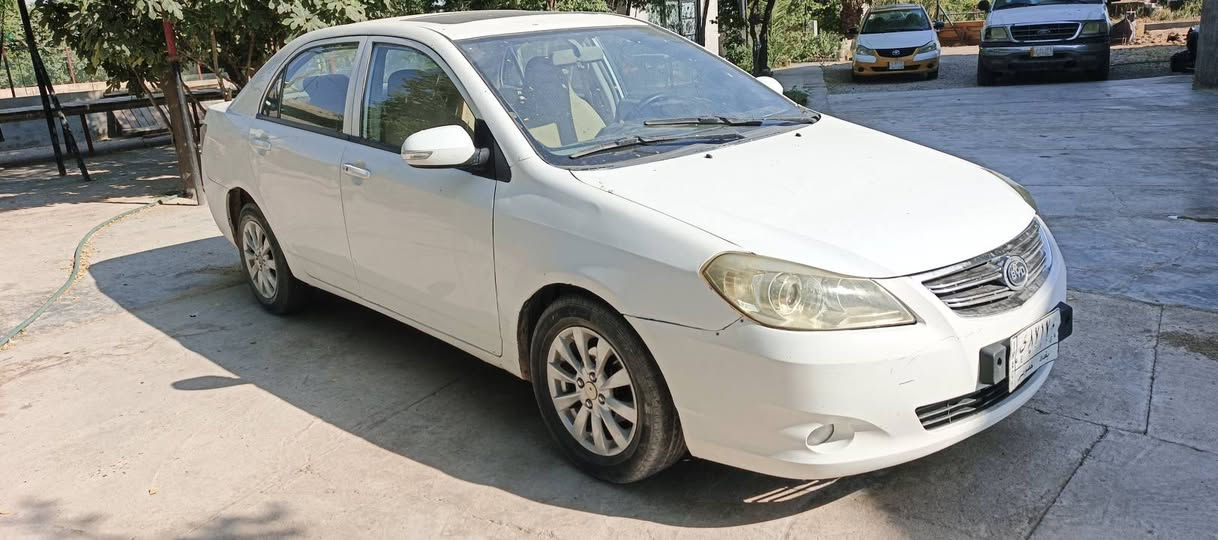 بیوایدی 2013 سەنەوی بەشەرت حاسیبەو ئەوەلیات گێرو مەکینە دەرەجەیەک بەشەرت دەعمولێدراوی نیە  تایەی تازەیە   تەبریت لەسەر سویچ کارەبایات هەر هەموی بەشەرت گێچ بانزین فەرەی کرنگ کیلۆمەتر  فڵچە لایت چواری قفڵ مەرکەزی جام کارەبای هەموی ئیشدەکات بەشەرت نرخی 26گڵا قفڵ  ژمارە *********** ئەم ژمارە واتسابی لەسەرە گەر موشرەری نیت خۆت ئەزێت مەدە لەگەڵ رێزم كالار, السليمانية
